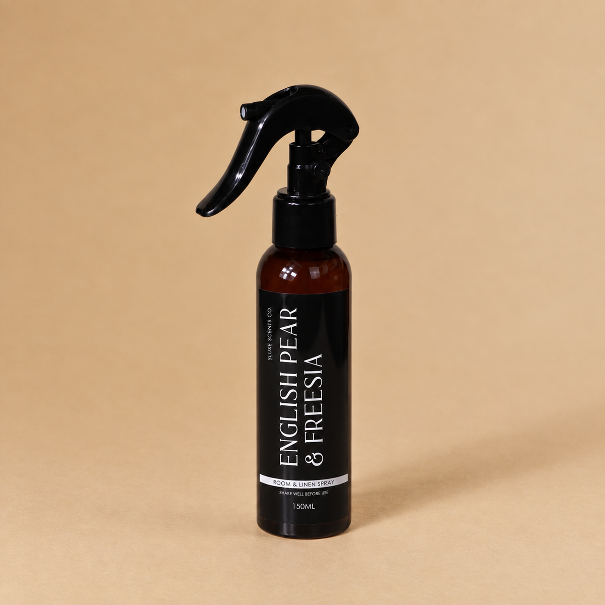 ROOM & LINEN SPRAY - ENGLISH PEAR & FREESIA