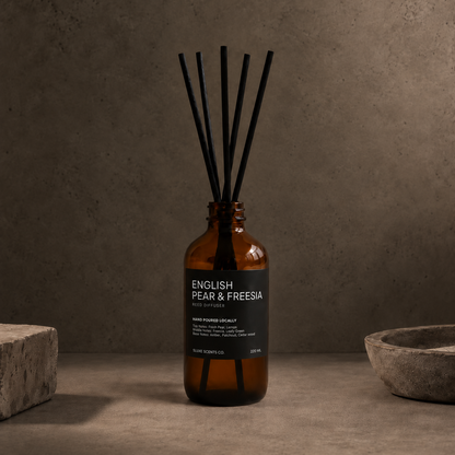 REED DIFFUSER - ENGLISH PEAR & FREESIA